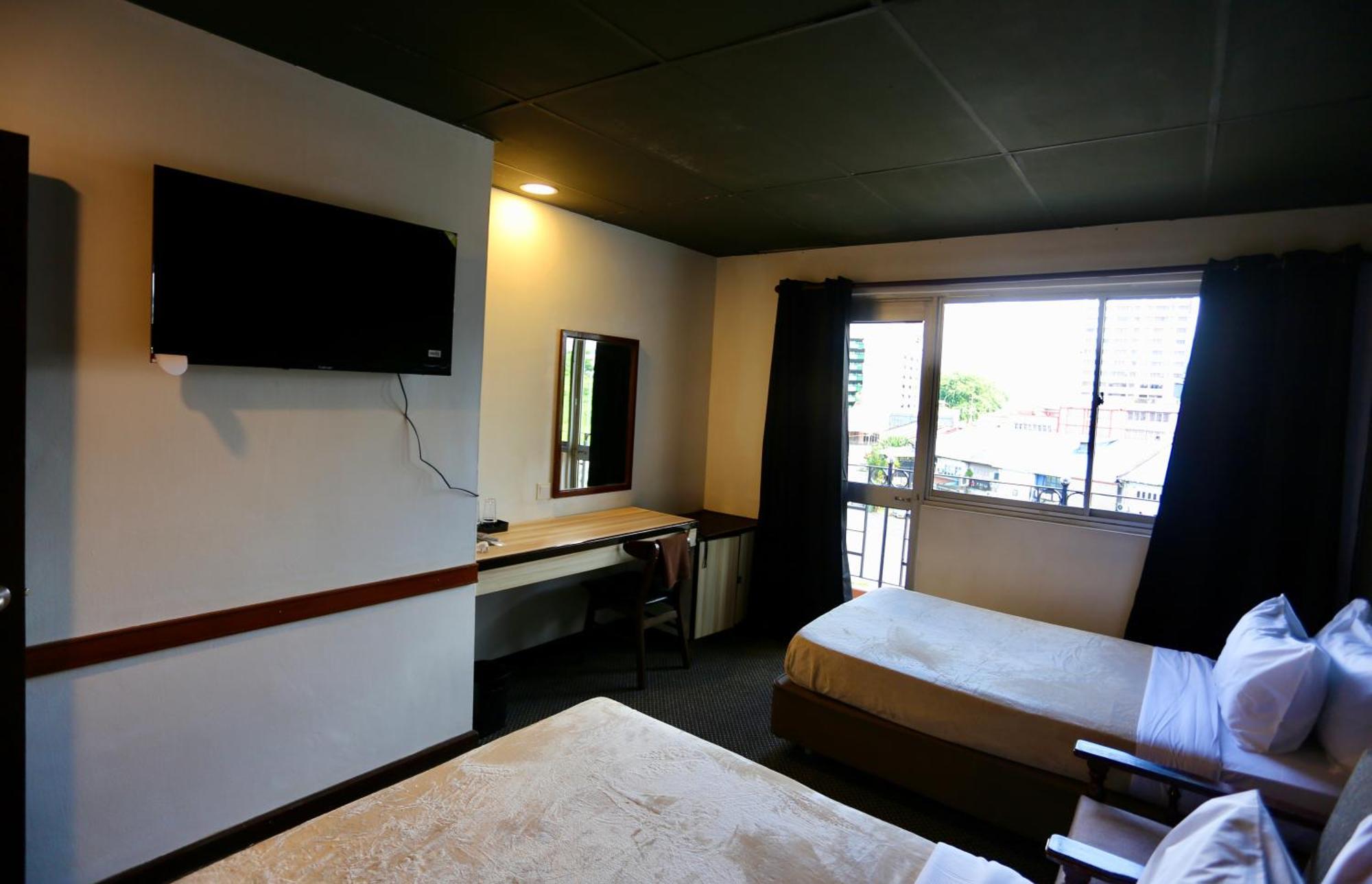 Fata Hotel By Project Borneo กูชิง ภายนอก รูปภาพ